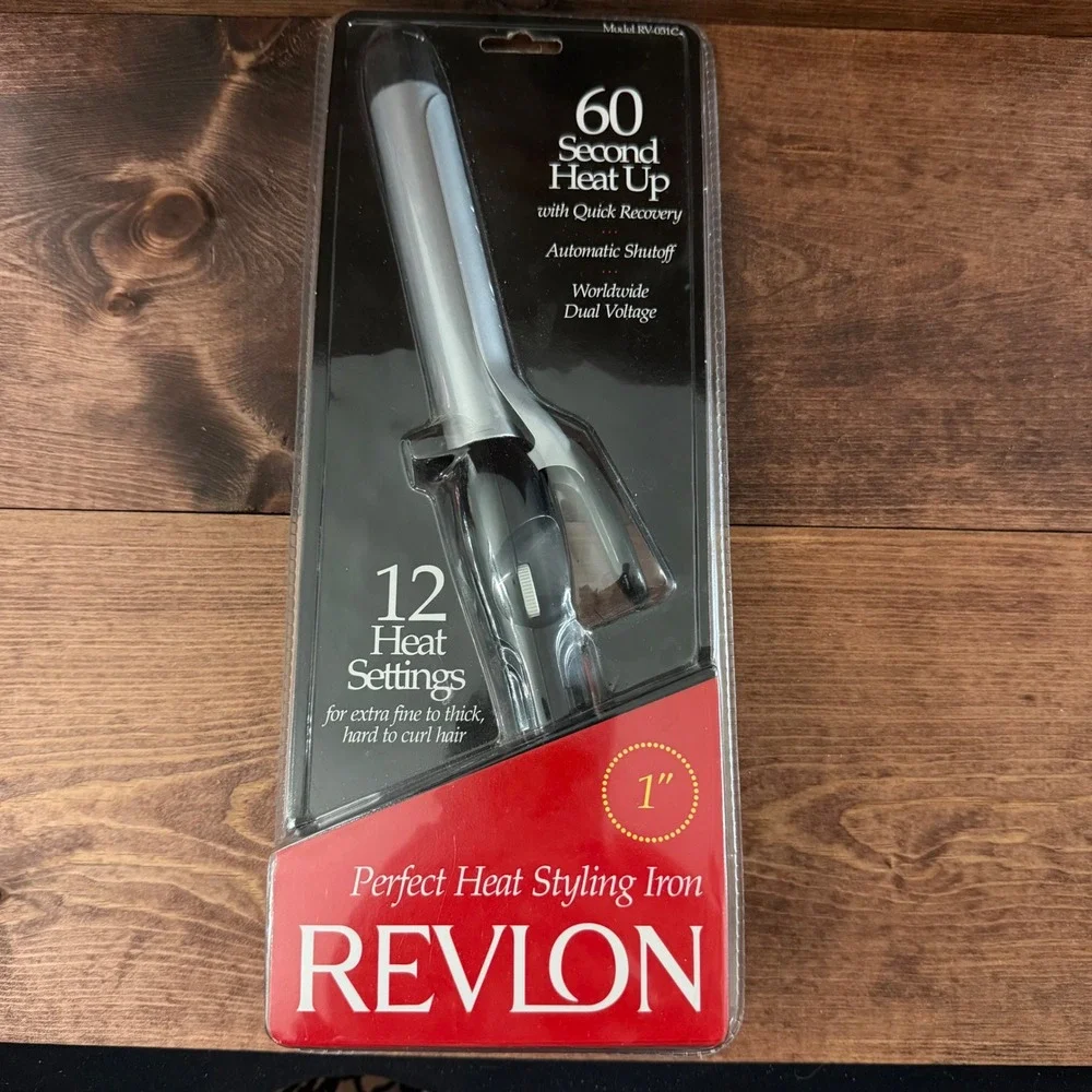 Revlon Perfect Heat 1 Inch Curling Iron RV051C 12 Heat Settings Dual Voltage NEW